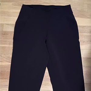 Lululemon black joggers, size 8